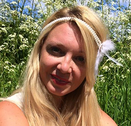 Tiffany Wardle - Pin 700678- specialises in tarot, psychic, clairvoyant, medium, angel-cards, spirit-coach readings