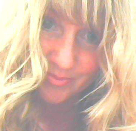 Sapphire - Pin 500436- specialises in tarot, psychic, clairvoyant, medium, spirit-coach, astrology readings