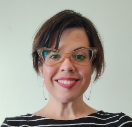 Ellen - Pin 700796- specialises in tarot, psychic, clairvoyant, medium, spirit-coach, runes readings