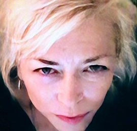 Joanna - Pin 700805- specialises in tarot, psychic, angel-cards readings