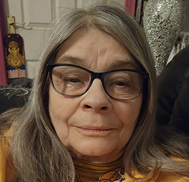 Mari - Pin 500331- specialises in tarot, psychic, clairvoyant readings