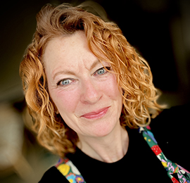 Luna - Pin 700611- specialises in tarot, psychic, clairvoyant, medium readings