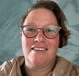 Shelley - Pin 700819- specialises in tarot, psychic, medium, spirit-coach readings