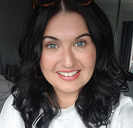 Ruby - Pin 700817- specialises in psychic, clairvoyant readings