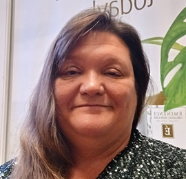 Mandy - Pin 700524- specialises in psychic, medium, angel-cards readings