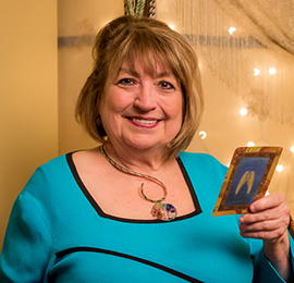 Janice - Pin 700728- specialises in tarot, psychic readings