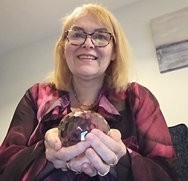 Denise - Pin 600134- specialises in tarot, psychic, clairvoyant, astrology readings