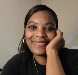 Belle - Pin 700829 - specialises in tarot, psychic, clairvoyant and spirit-coach readings