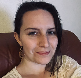 Diana Star - Pin 700884 - specialises in tarot, psychic and clairvoyant readings