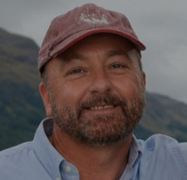 Scott - Pin 700893 - specialises in psychic, clairvoyant, medium, spirit-coach and astrology readings