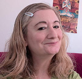 Penny - Pin 700867 - specialises in tarot, psychic, angel-cards, spirit-coach and astrology readings
