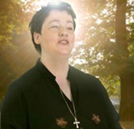 Sharon - Pin 500863- specialises in tarot, psychic, clairvoyant, medium readings